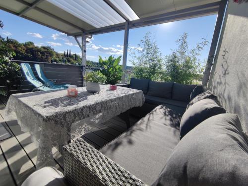 Μπαλκόνι ή βεράντα στο Apartment M&M Portorož