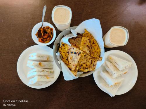 Mad på hotellet eller i nærheden