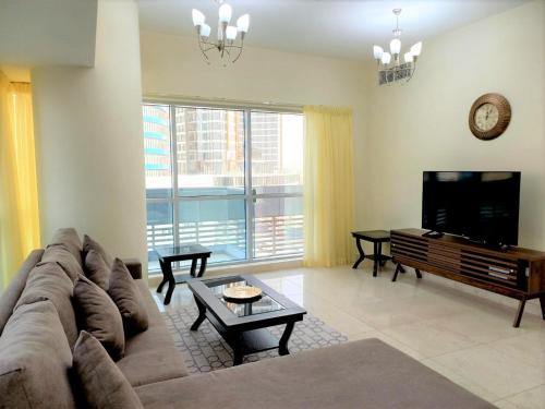 Gorgeous Business Bay Apartment with Balcony