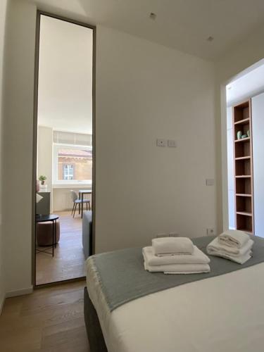 Torino 64 - Duomo City Center Luxury Apartment Perfect x2!