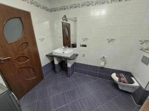 Bilik mandi di MiiG Residence Jacuzzi & Sauna Zator Oświęcim