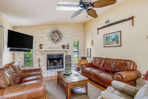 Naples Woods Estate – Photos 2