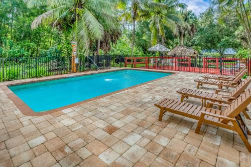 Naples Woods Estate – Photos 3