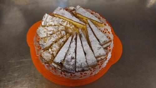 الطعام في الفندق أو بالجوار