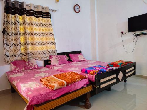 Gallery image of V J Farmstay in Garudeshwar