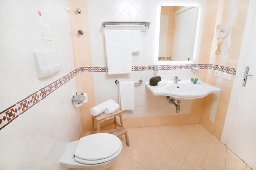 Un baño de Hotel Rivage