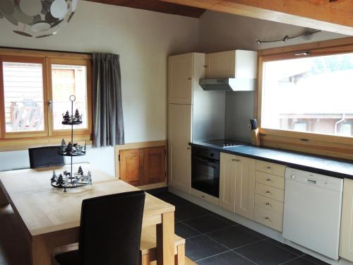 Chalet cosy près du centre, Wifi, Parking, 6 pers.