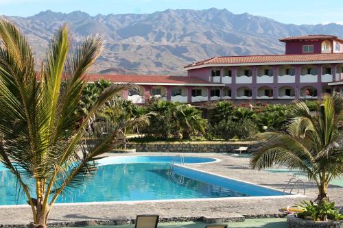 The swimming pool at or close to Hotel Santantao Art Resort