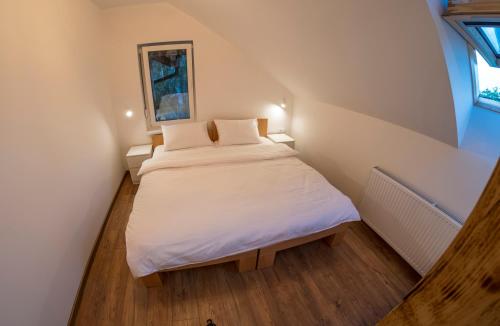 Katil atau katil-katil dalam bilik di Petlov salaš rooms