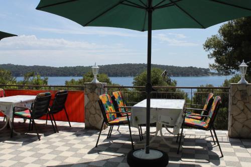 Double Room Mali Losinj 7953a