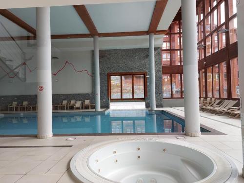 Appartement 3 pièces avec balcon, WIFI, parking et accès piscine, Les Arcs 1800 - FR-1-411-850