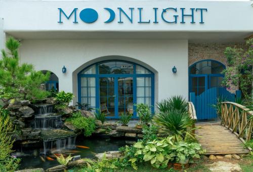 MoonLight Homestay&Hotel