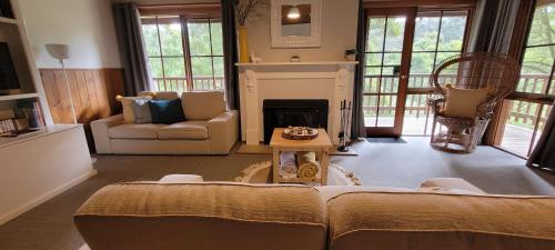 Gallery image of Tall Trees Eco Retreat - Blackwood Cottage in Apollo Bay