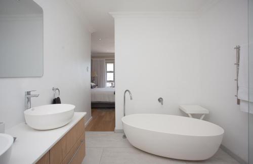 Koupelna v ubytování Beachfront Apartment @ Summerseas