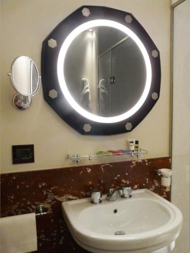 Hotel L'Orologio Venezia - WTB Hotels photo 68