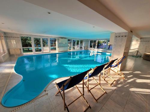 Wellness Aqua House
