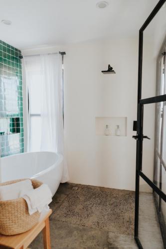 Hotel So Far So Good – Photos 5