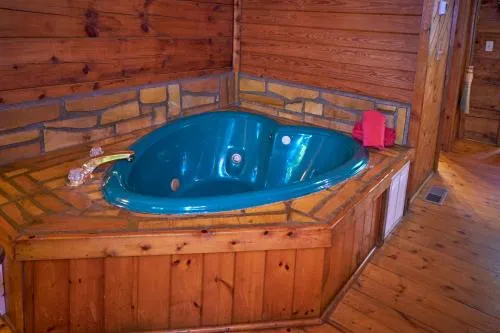 Gatlinburg Adventure Cabins photo 13