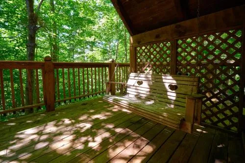 Gatlinburg Adventure Cabins photo 129