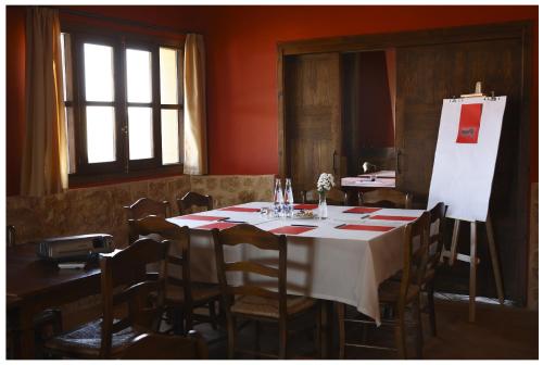 Gallery image of Hotel Rural La Data in Gallegos