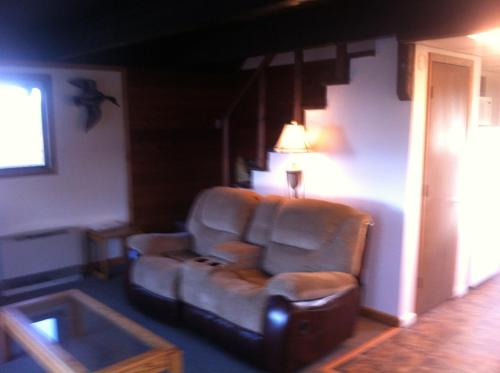 Clam Gulch Cabin – Photos 3