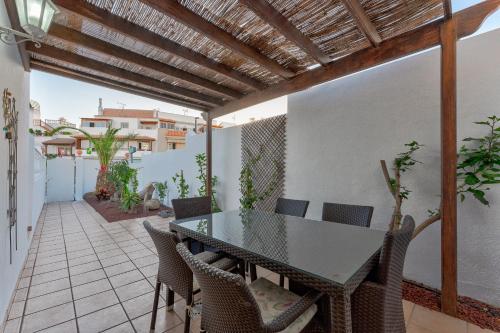 Marvelous holiday home - villa La Caleta