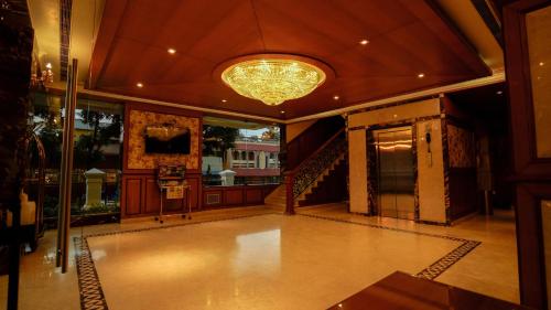 Gambar di galeri bagi National Residency di Mysore