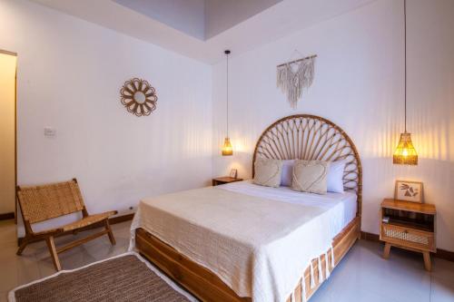 Katil atau katil-katil dalam bilik di Simple & Magical Villas . Villa Sambali 2