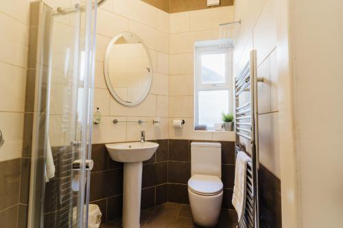 Bilik mandi di Sweet Suites Lytham