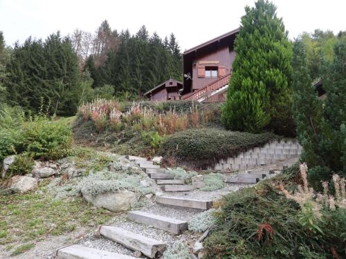 Studio calme avec terrasse aux portes de la forêt - FR-1-342-283