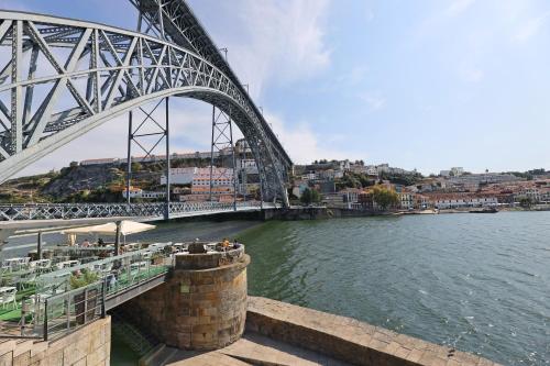 FLH Porto Clérigos Luxury Apartments