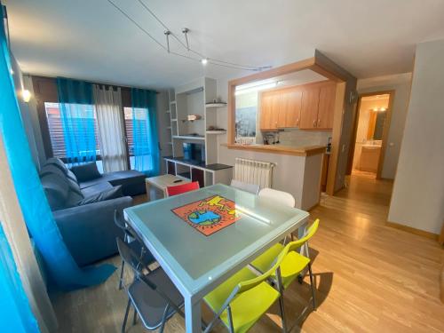  P&C Sol Tarter -  Room  picture :   Shower    Bath    Kitchenette                           