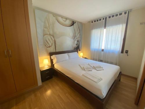  P&C Sol Tarter -  Room  picture :   Shower    Bath    Kitchenette                           