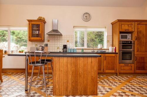 Gallery image of Church Island View Holiday Home by Trident Holiday Homes in Waterville