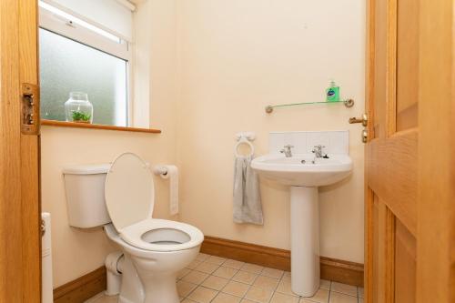 Gallery image of Church Island View Holiday Home by Trident Holiday Homes in Waterville