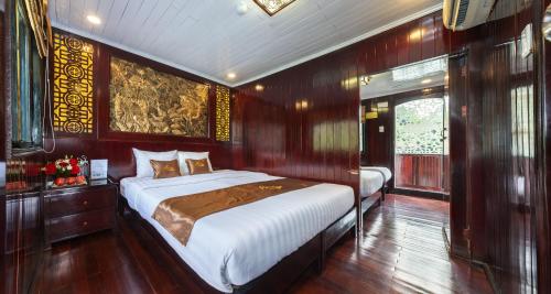 Renea Cruises Halong – Photos 3