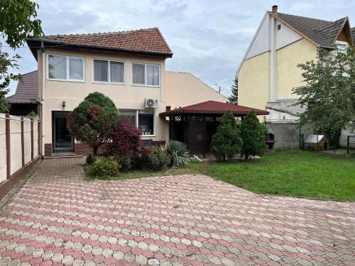 CASA DON lângă Iulius Mall