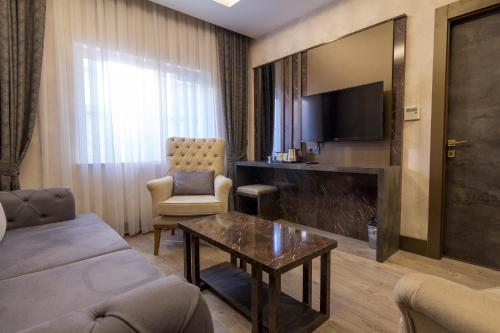 Μια τηλεόραση ή/και κέντρο ψυχαγωγίας στο Ankara Royal Hotel