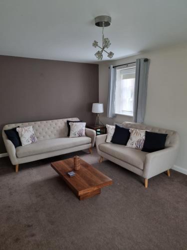 Gallery image of The Silverstone House. Comfort, Convenience and no hassle at the doorstep of Silverstone Race Circuit. in Silverstone