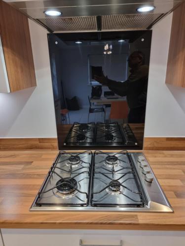 Gallery image of The Silverstone House. Comfort, Convenience and no hassle at the doorstep of Silverstone Race Circuit. in Silverstone