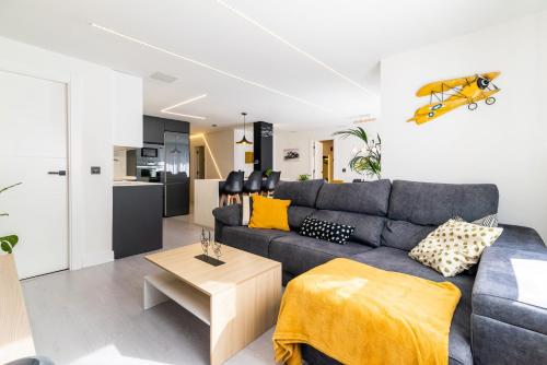 Premium apartment Granada Center with balcony view