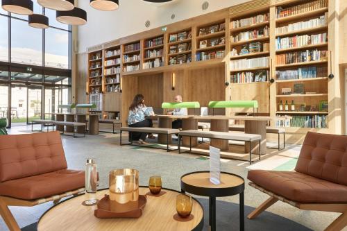 Χώρος καθιστικού στο ibis Styles La Roche-sur-Yon