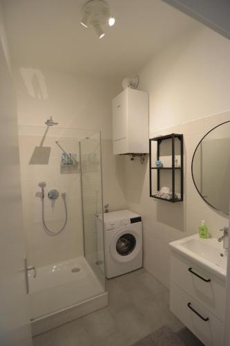 Kúpeľňa v ubytovaní 2-Rooms; Stay and relax! Near Vienna Main Station