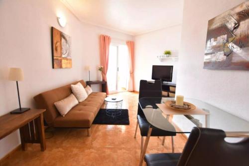 Posezení v ubytování Top floor Torrevieja center apartment
