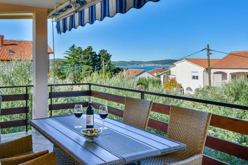 Apartments by the sea Bibinje, Zadar - 5786