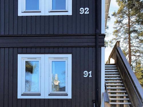 スタータンにある10 person holiday home in S LENの黒家