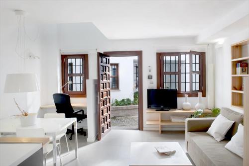 Χώρος καθιστικού στο Smart Suites Albaicin