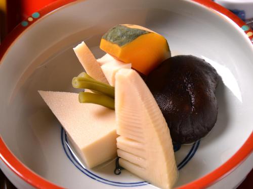 Makanan di atau berdekatan ryokan