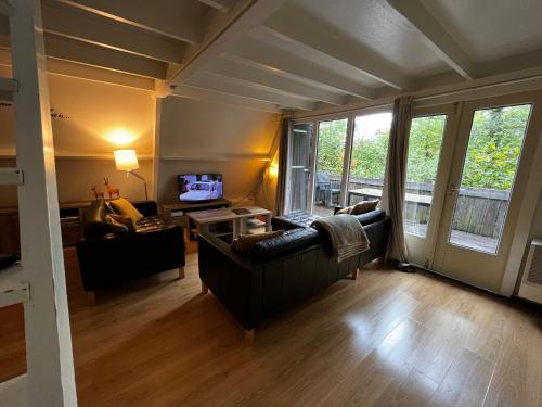 Μια τηλεόραση ή/και κέντρο ψυχαγωγίας στο Durbuy Bungalow 16