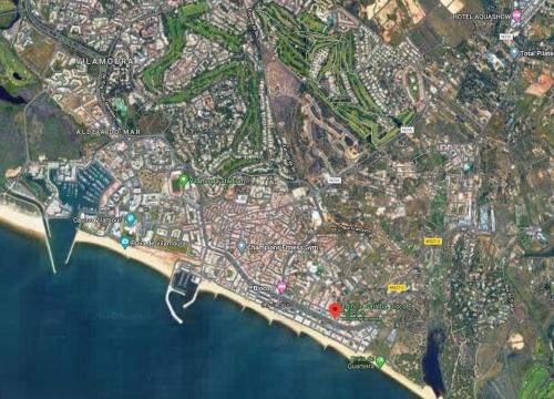 Blick auf Apartamento Batalha - Quarteira, Algarve, Portugal aus der Vogelperspektive